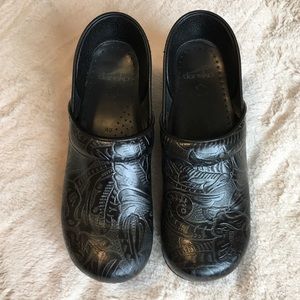 Dansko Black Embossed Nursing Shoes